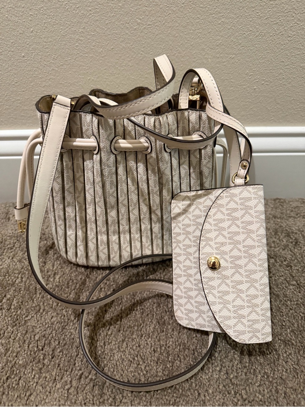 Michael Kors Cream Textured Mini Drawstring Bucket Bag with Top Handle - Picture 2 of 4